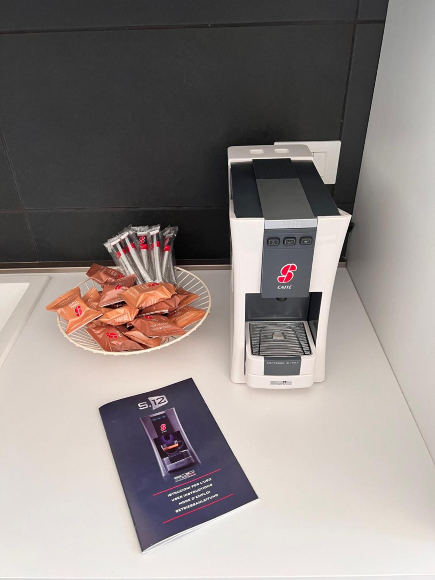 Panigale Deluxe Apartment Болонья Екстер'єр фото